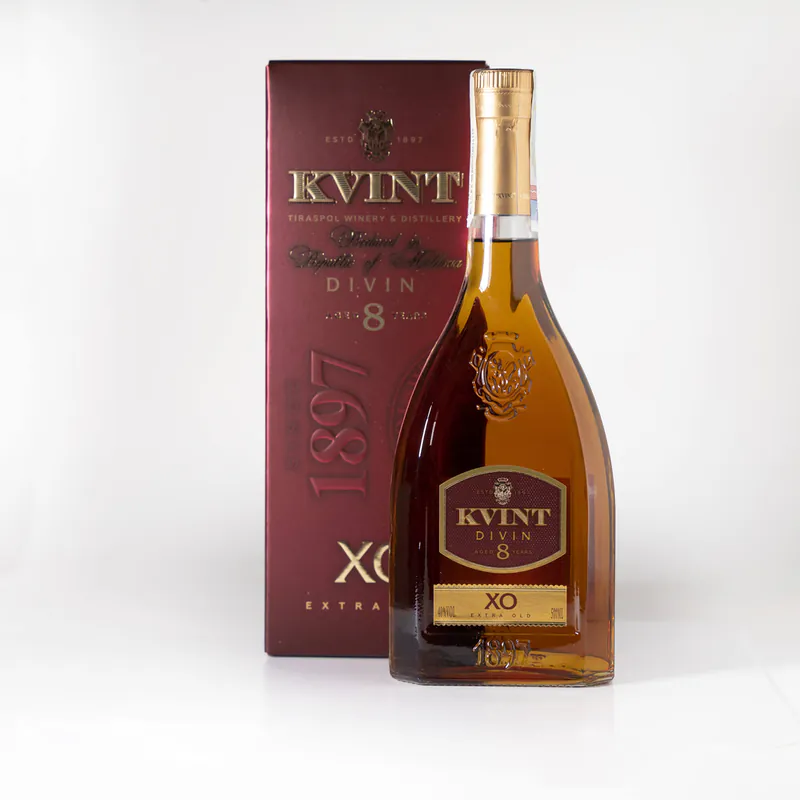 Divin KVINT XO 8 ani